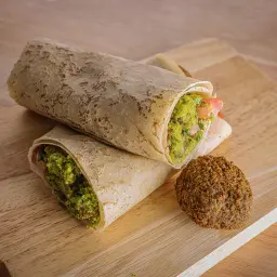 ساندوتش فلافل ابو عنتر